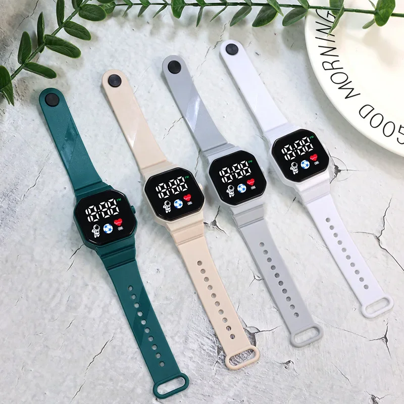 Kids Watches LED Digital Kids  - Smartwatch Digital Watches For Kid Girl 리뷰 및 가격