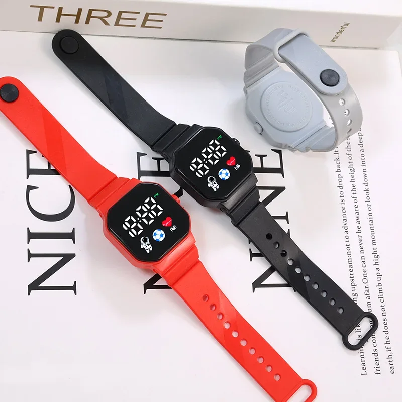 Kids Watches LED Digital Kids  - Smartwatch Digital Watches For Kid Girl 리뷰 및 가격