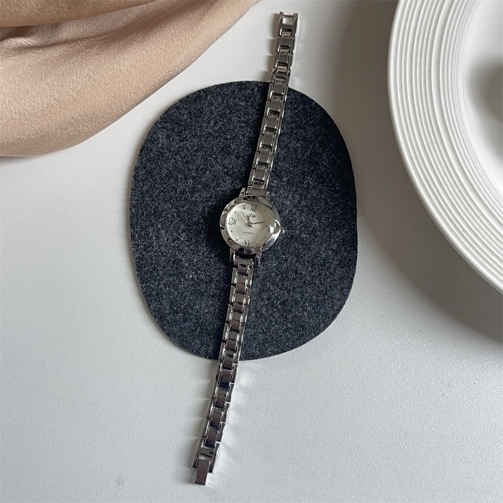 Classic Exquisite Golden Wrist - Smartwatch Vintage Watches For Women 리뷰 및 가격
