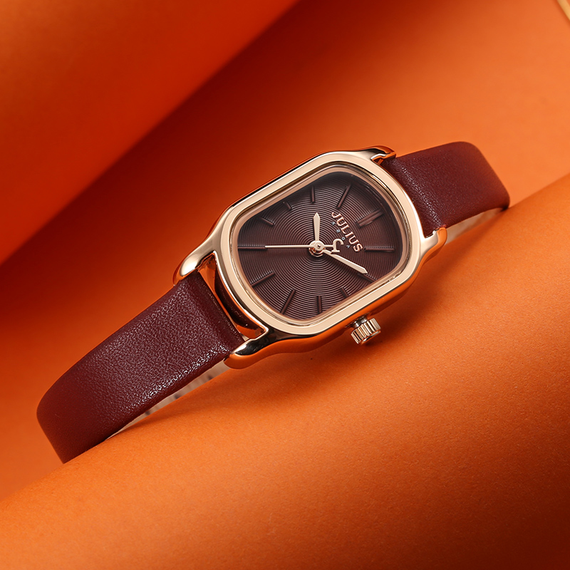 New Lady Women's Watch Japan Q - Minimalist Thin Watch 리뷰 및 가격